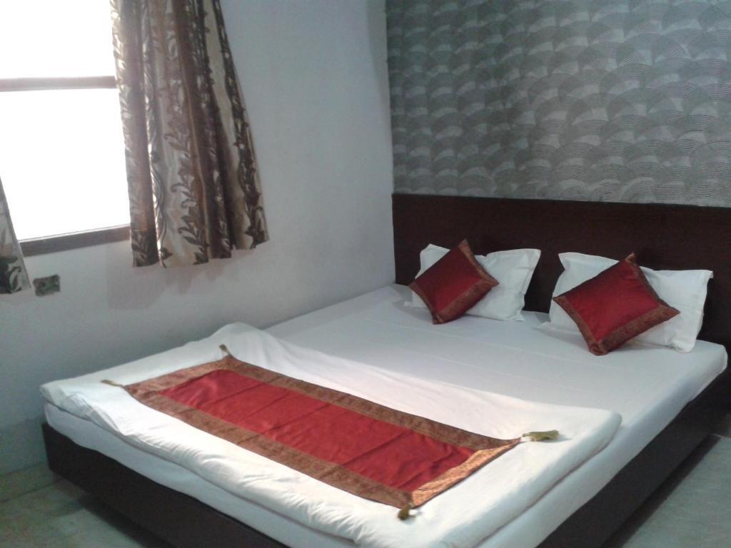 Hotel Hridey Inn Нью-Делі Номер фото