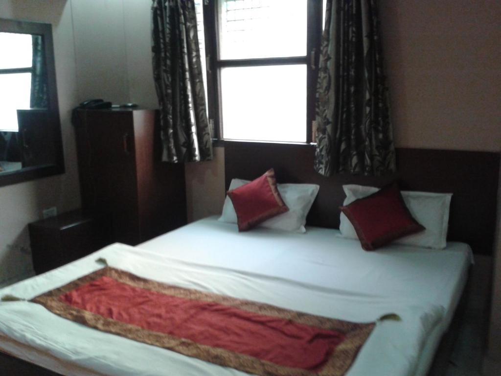 Hotel Hridey Inn Нью-Делі Номер фото